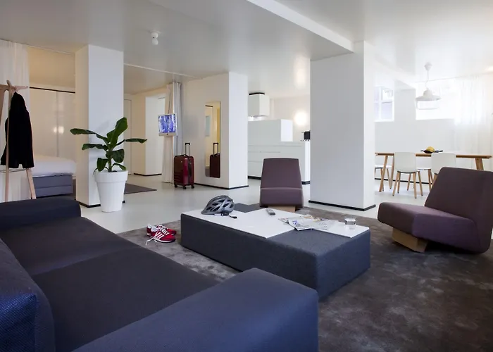 Urban Residences شقة فندقية 4*