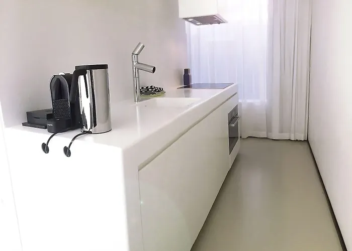 Urban Residences شقة فندقية 4*