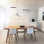城市公寓马斯特里赫特酒店 公寓式酒店 4*