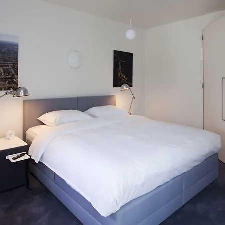 Urban Residences Aparthotel