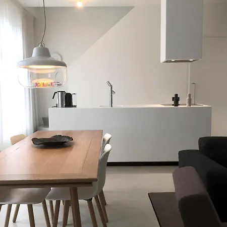 Aparthotel Urban Residences 4*