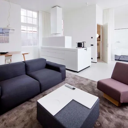 Urban Residences מלון דירות