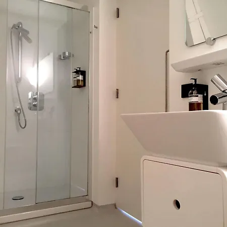 Urban Residences Aparthotel