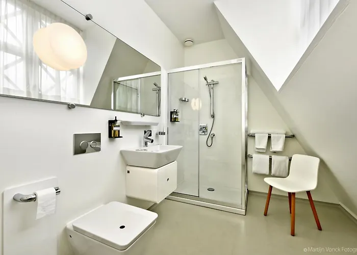 Urban Residences Apartahotel 4*