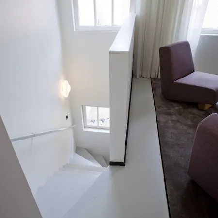 Urban Residences מלון דירות
